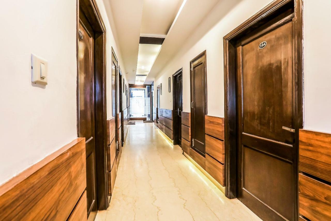 Oyo Flagship 37488 Hotel R V Regency Амритсар Екстериор снимка